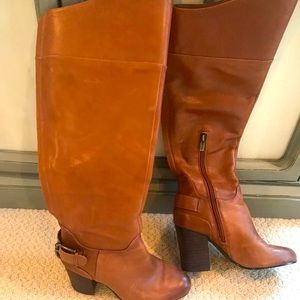 Heeled boots size 7 brown leather